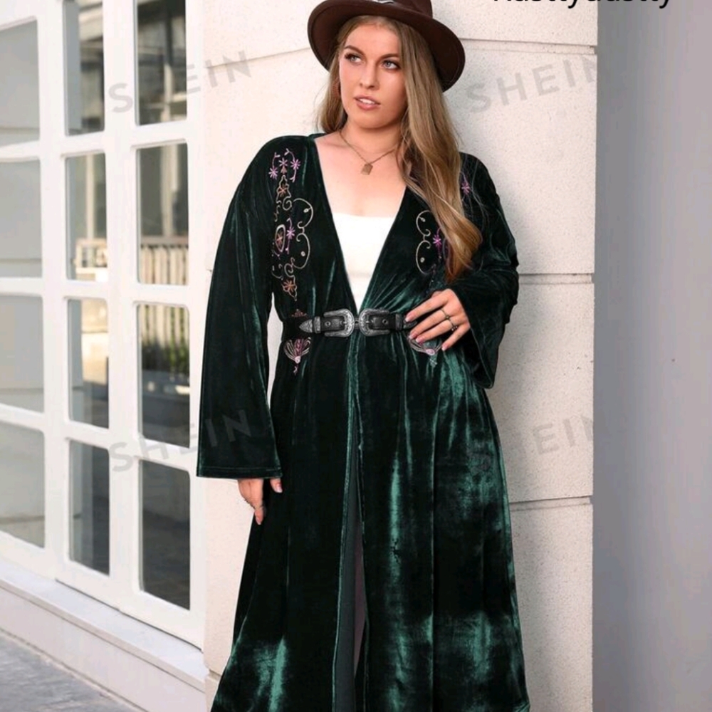 Plus velvet open front embroidered dark green 3xl